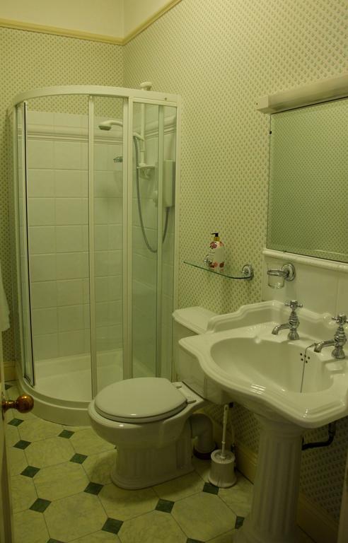 Roscaoin House Hotel Westport Room photo
